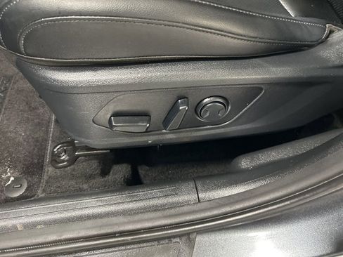 Used 2024 Kia Sportage EX image 11