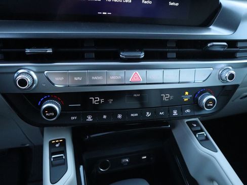 New 2025 Kia Telluride S image 39