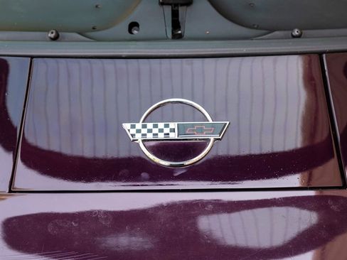 Used 1993 Chevrolet Corvette Coupe RWD image 36