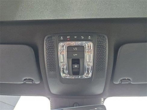 Certified 2026 Mercedes-Benz GLB 250 4MATIC image 29