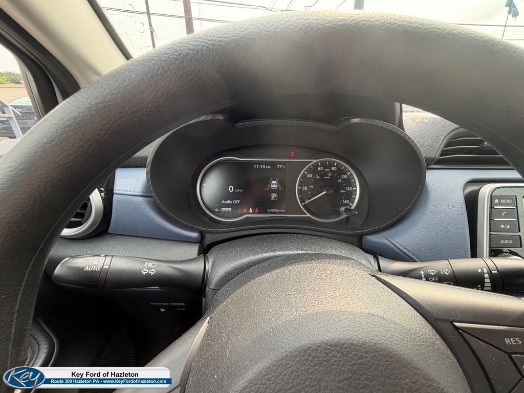Used 2024 Nissan Versa SV FWD image 18