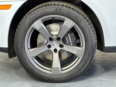 New 2026 Porsche Macan image 33