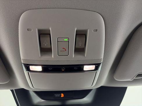 Certified 2025 Nissan Murano SL image 34