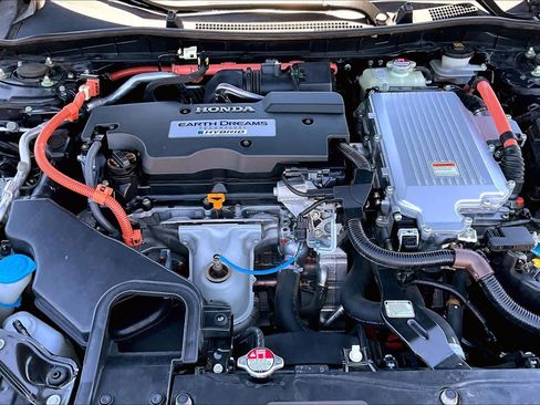 Used 2014 Honda Accord Hybrid Sedan image 31