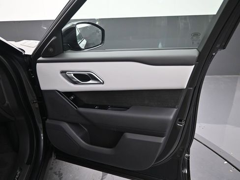 New 2026 Land Rover Range Rover Velar Dynamic SE AWD/4WD image 4