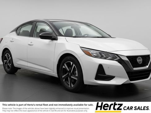 Used 2025 Nissan Sentra SV FWD image 1