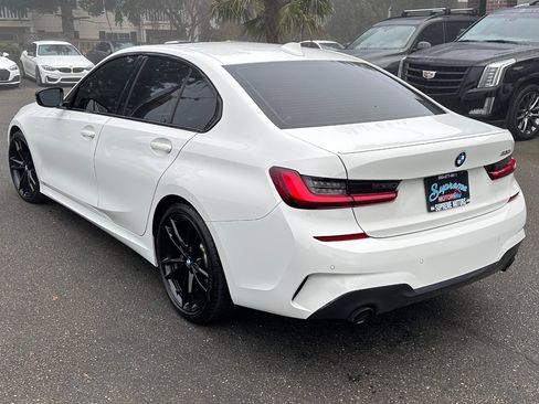 Used 2022 BMW 330i Sedan w/ M Sport Package image 27