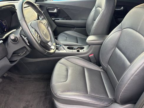 Used 2022 Kia Niro EX Premium FWD image 11