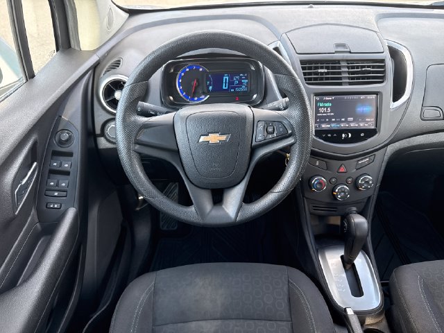 Used 2016 Chevrolet Trax LS w/ LPO, Protection Package FWD image 14