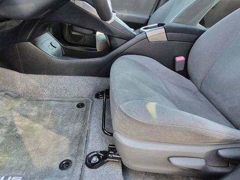 Used 2013 Toyota Prius Two FWD image 16