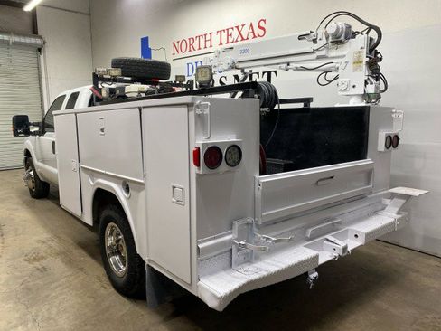 Used 2015 Ford F350 XL w/ Power Equipment Group image 7