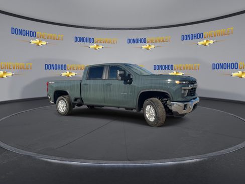New 2026 Chevrolet Silverado 2500 LT image 5
