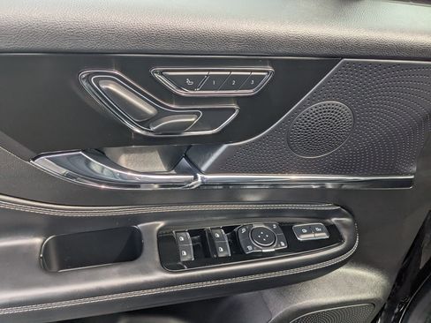 Used 2024 Lincoln Corsair Reserve w/ Equipment Group 201A image 12