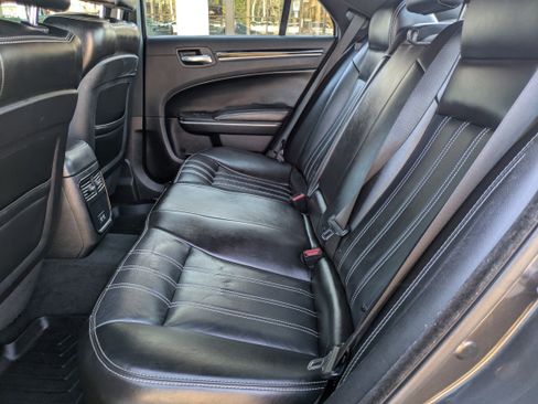 Used 2021 Chrysler 300 S image 12