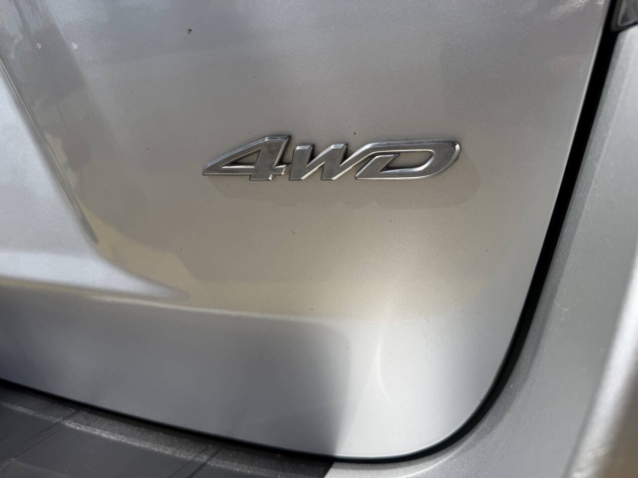 Used 2012 Toyota Highlander SE AWD/4WD image 27