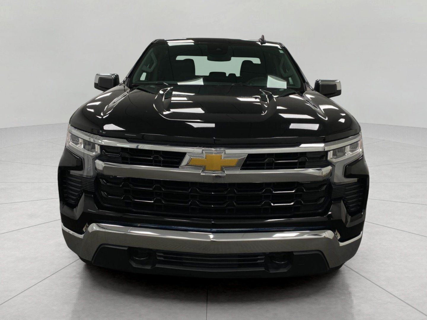 Used 2024 Chevrolet Silverado 1500 LT AWD/4WD image 11