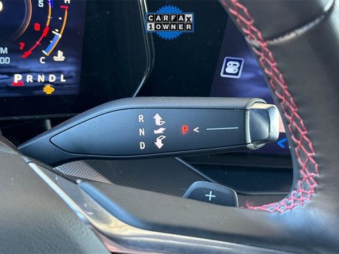 Used 2025 Chevrolet Suburban RST image 32