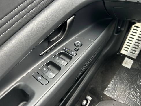 New 2026 Hyundai Elantra Sport FWD image 10