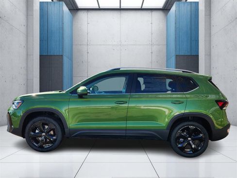 New 2026 Volkswagen Taos SEL image 26