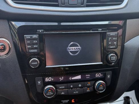 Used 2016 Nissan Rogue SV w/ SV Premium Package FWD image 20