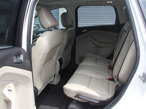 Used 2019 Ford Escape Titanium AWD/4WD image 24