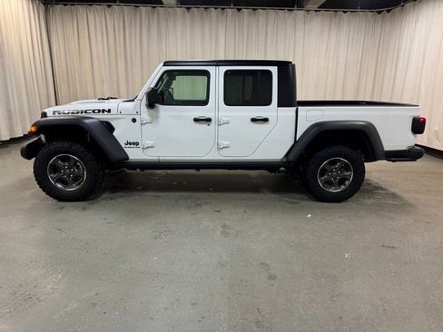 Used 2022 Jeep Gladiator Rubicon w/ Cold Weather Group image 10