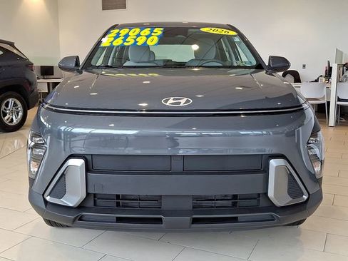 Used 2026 Hyundai Kona SE AWD/4WD image 2