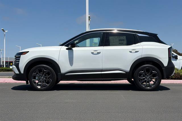 New 2026 Nissan Kicks SR AWD/4WD image 7