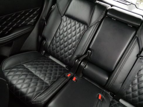 Used 2022 Mitsubishi Outlander SEL AWD/4WD image 12