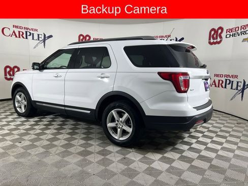 Used 2019 Ford Explorer XLT w/ Equipment Group 201A image 6