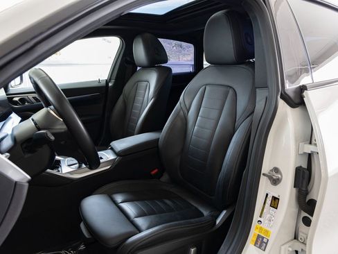 Certified 2023 BMW i4 M50 image 21