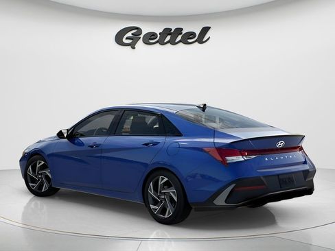 New 2026 Hyundai Elantra SEL Sport Premium FWD image 5