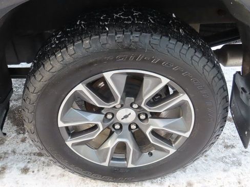 Used 2023 Chevrolet Silverado 1500 RST w/ Convenience Package II image 19