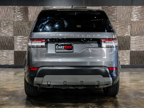 Used 2018 Land Rover Discovery SE AWD/4WD image 10