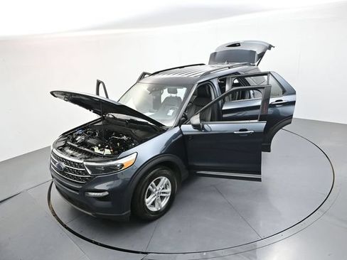 Used 2023 Ford Explorer XLT w/ Equipment Group 202A AWD/4WD image 52