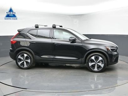 Used 2025 Volvo XC40 B5 Plus