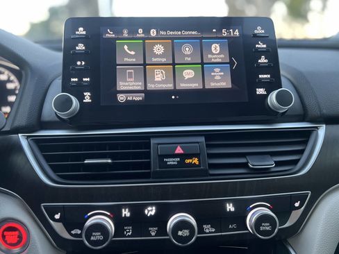 Used 2018 Honda Accord EX image 23