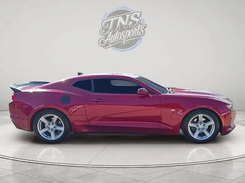 Used 2022 Chevrolet Camaro LT RWD image 6