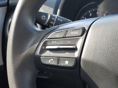 Used 2023 Hyundai Kona SEL FWD image 14