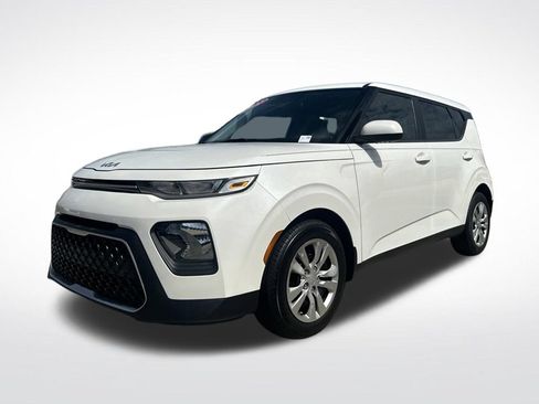 Used 2022 Kia Soul LX FWD image 3