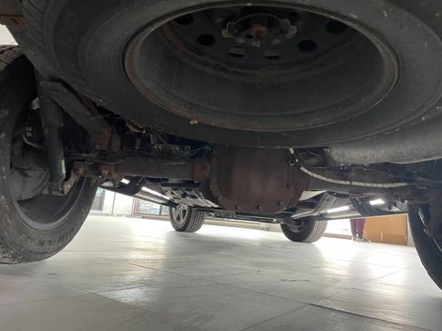 Used 2019 Ford F150 Lariat w/ Equipment Group 502A Luxury image 14