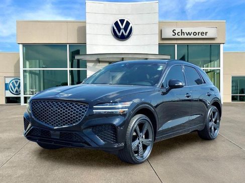 Used 2022 Genesis GV70 2.5T w/ Sport Prestige Package AWD/4WD image 2