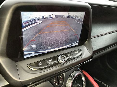 Used 2017 Chevrolet Camaro LT image 17