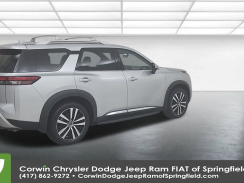 Used 2023 Nissan Pathfinder Platinum w/ Cargo Package image 15