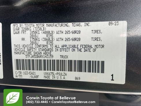Used 2024 Toyota Tundra Limited AWD/4WD image 23