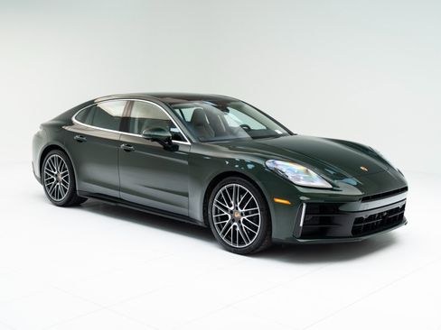 New 2026 Porsche Panamera 4 image 7