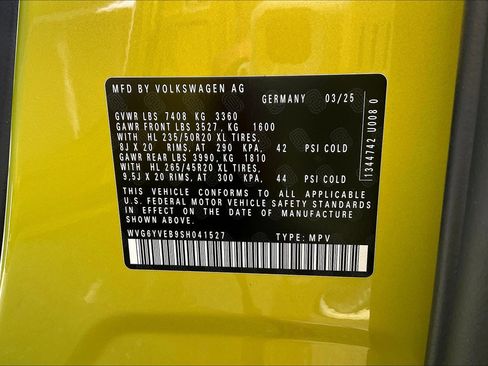 New 2025 Volkswagen ID. Buzz 1st Edition image 12