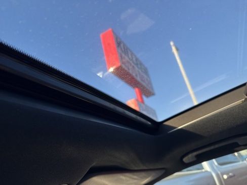 Used 2015 Mercedes-Benz GL 550 4MATIC image 45