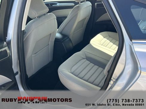 Used 2018 Ford Fusion S FWD image 18