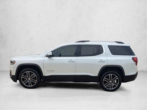 Used 2023 GMC Acadia SLT w/ Technology Package FWD image 9